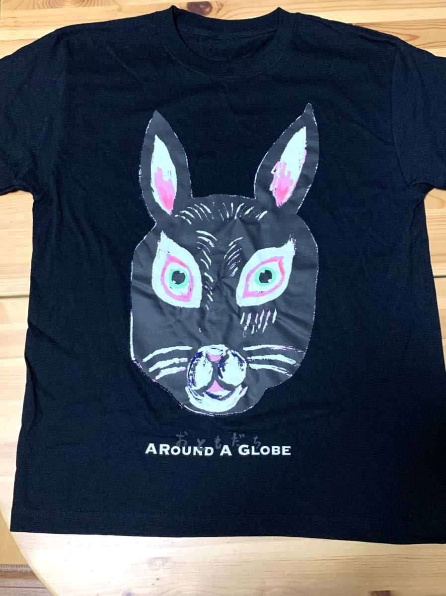 おともだち　半袖Tシャツ　Mサイズ うさぎ　黒ウサギ　rabbit aroundaglobe_画像2