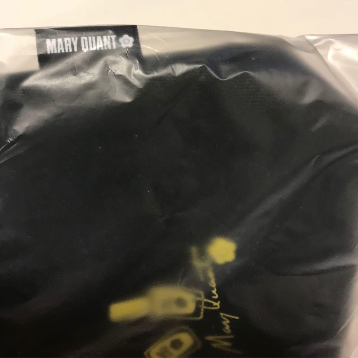 マリークワント MARY QUANT 化粧 ポーチ 新品 未使用 ブラック 黒 メイク バッグ イエロー 黄色 マニキュア コスメ