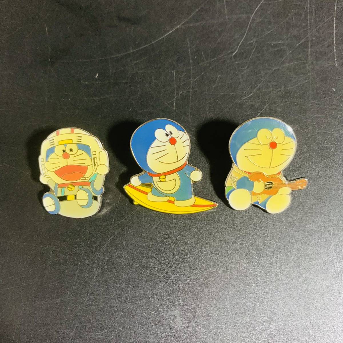 58[ out of print ] Doraemon pin badge set sale!