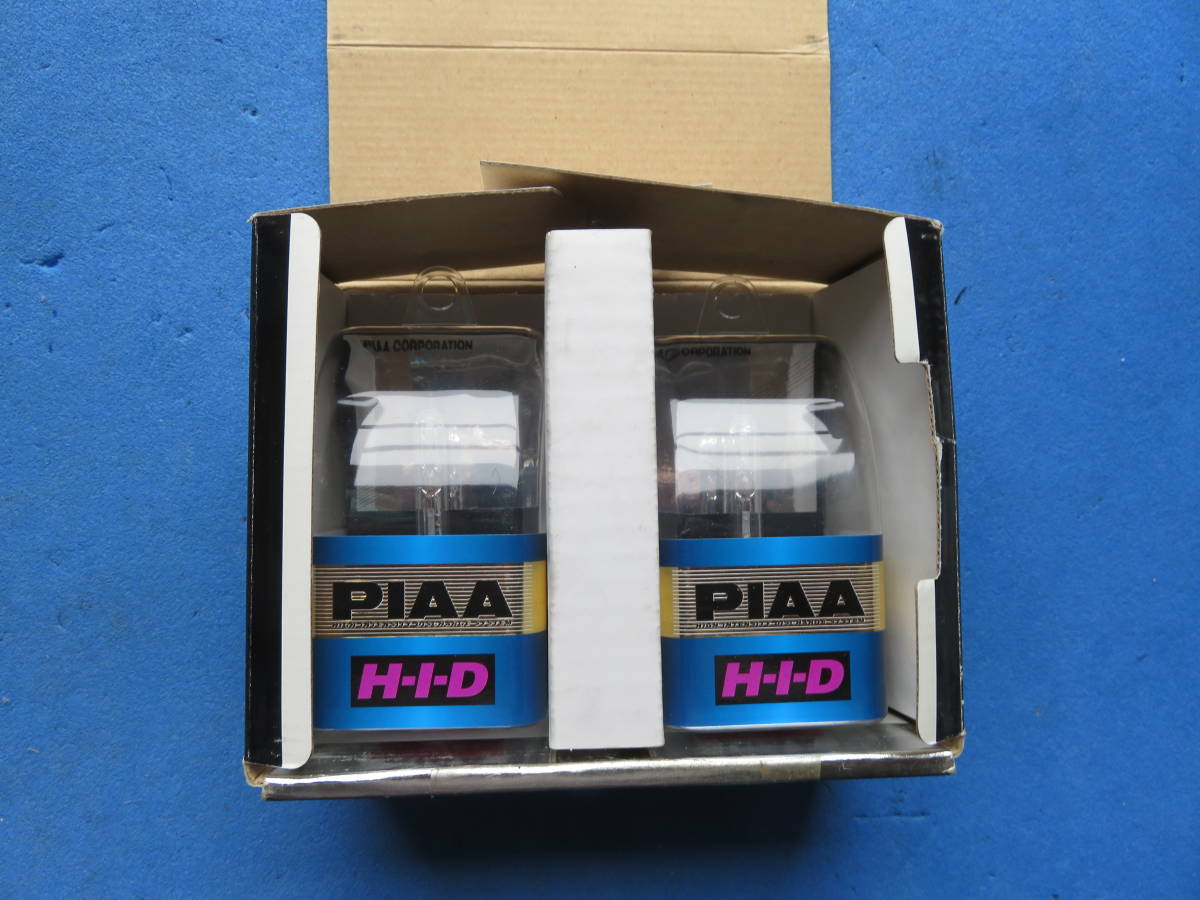 D1S純正交換 PIAA D1S HID バーナーコバルト 6200K 35W 2本セット品番HH15使用感有中古長期保管BENZ BMW AUDI VW