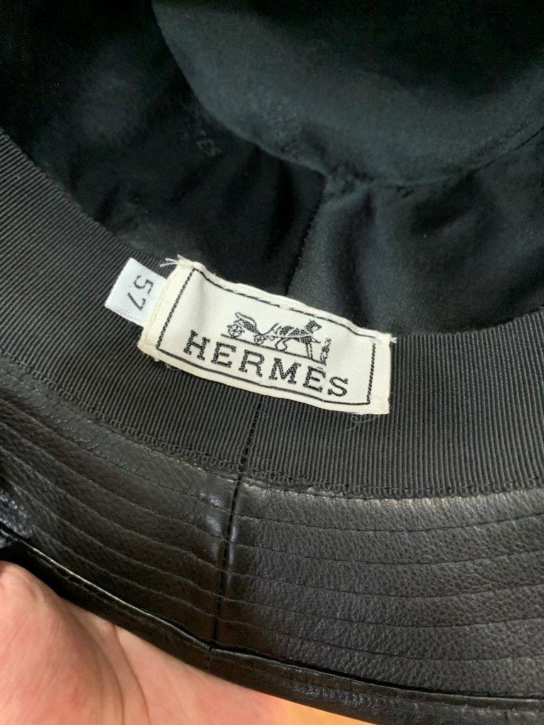 HERMES エルメス 驚愕の ブラック レザー ハット 帽子 黒 size57 HERMES エルメス 驚愕の ブラック レザー ハット 帽子 黒 size57