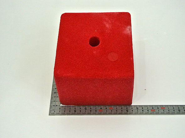 あなたにおすすめの商品 ホールド クライミング thrive製 ボルダリング C 赤 キューブ BOX 1個 ロッククライミング