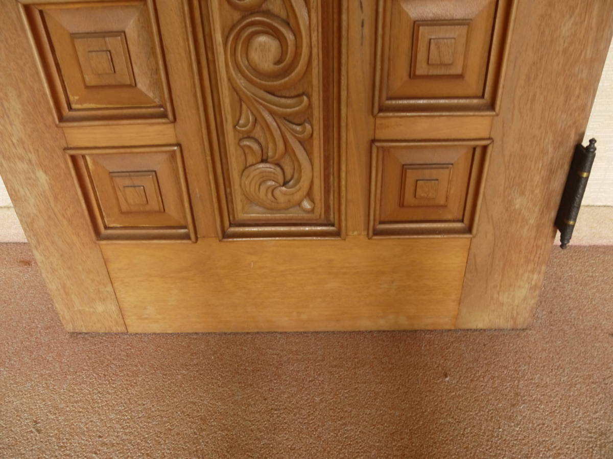 【1S11 YO】木製 チーク無垢 彫刻 片開き ドア ノブ レバータイプ◆ 鍵なし 扉 開き戸 建具 重さ 約25kg ①_画像3