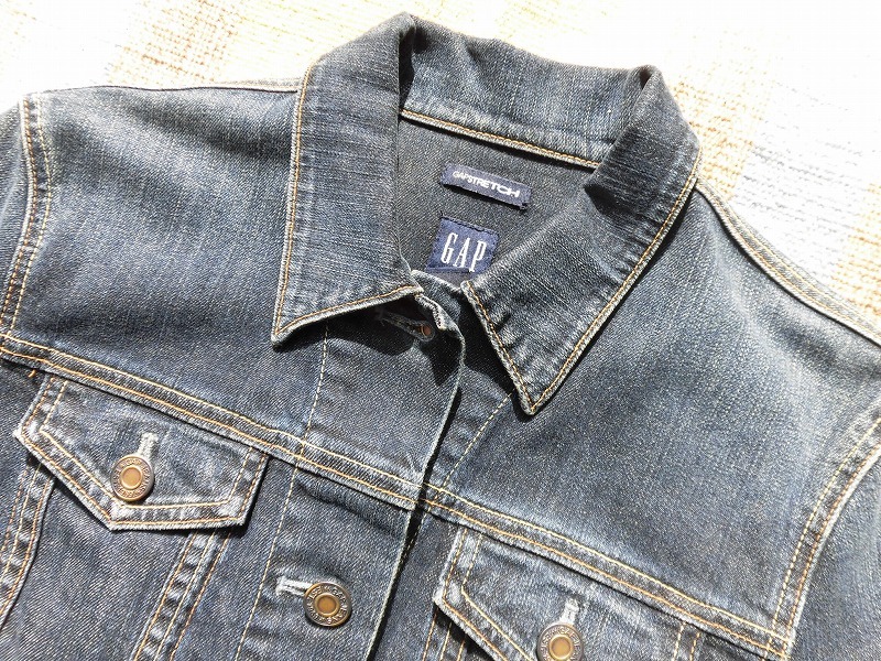 中古美品 GAP ギャップ / 3点セット ベルベット調・テーラードJKT / 3rdタイプ・デニムJKT / ドット柄ワンピース / Lサイズ_画像4