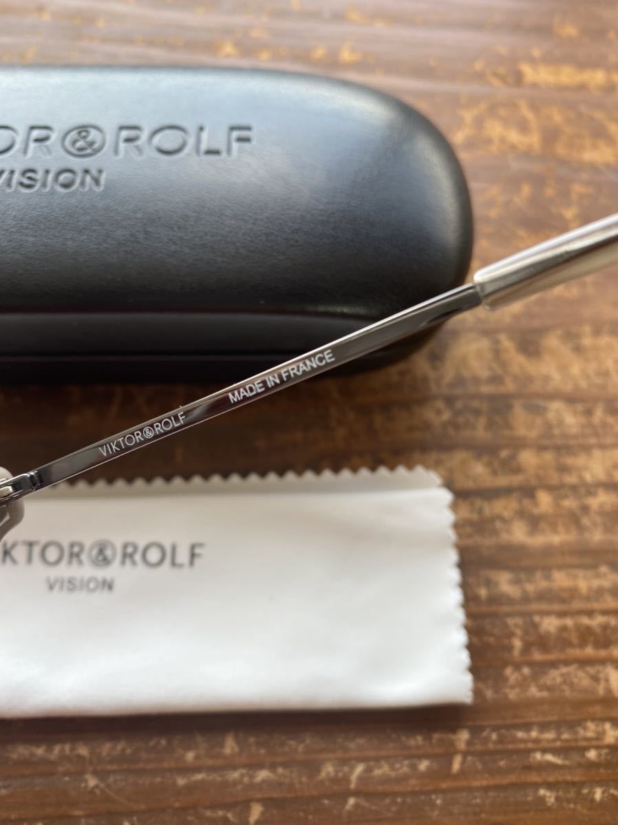 【VIKTOR&ROLF ヴィクター&ロルフ メガネ サングラス グレー 度なしデモレンズ 美品 伊達眼鏡 純正ケース メガネ拭き付 新品未使用品】_画像3