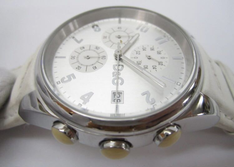  подлинный товар   *   мужские наручные часы   D&G  белый 　 батарея села  　 ...＆...　DOLCE & GABBANA  кварцевый   хронограф 　 белый 　 батарея села  
