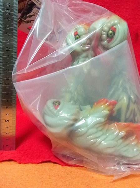 ヘドラ 350/上陸期 飛行形態 水棲期 セット 尾緩み大/カラー彩色 ヘドラ 350/上陸期 飛行形態 水棲期 セット 尾緩み大/カラー彩色