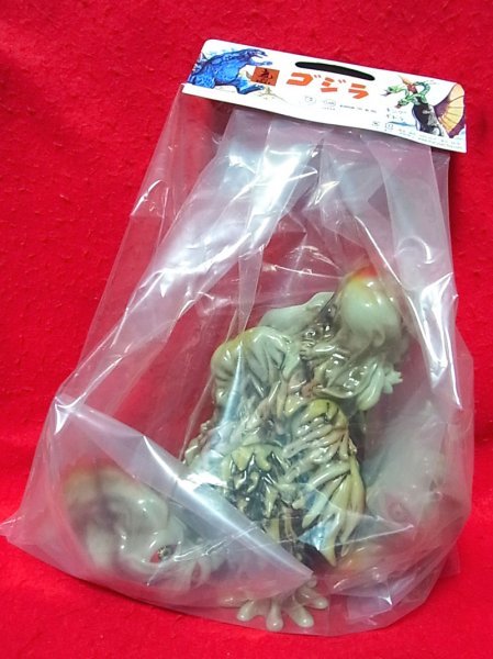 ヘドラ 350/上陸期 飛行形態 水棲期 セット 尾緩み大/カラー彩色 ヘドラ 350/上陸期 飛行形態 水棲期 セット 尾緩み大/カラー彩色