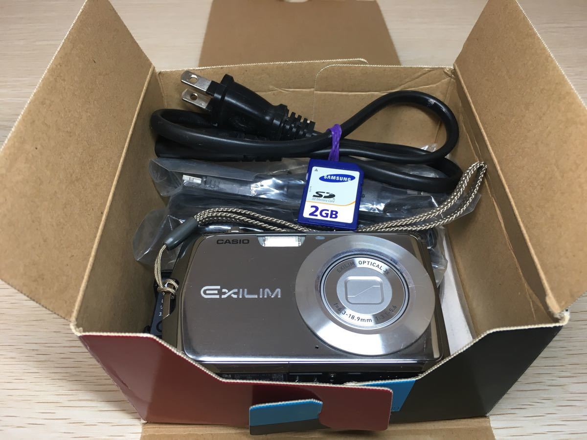 カシオ CASIO EXLIM EX-Z1 SR デジカメ SDカード付|Yahoo カシオ CASIO EXLIM EX-Z1 SR デジカメ SDカード付|Yahoo