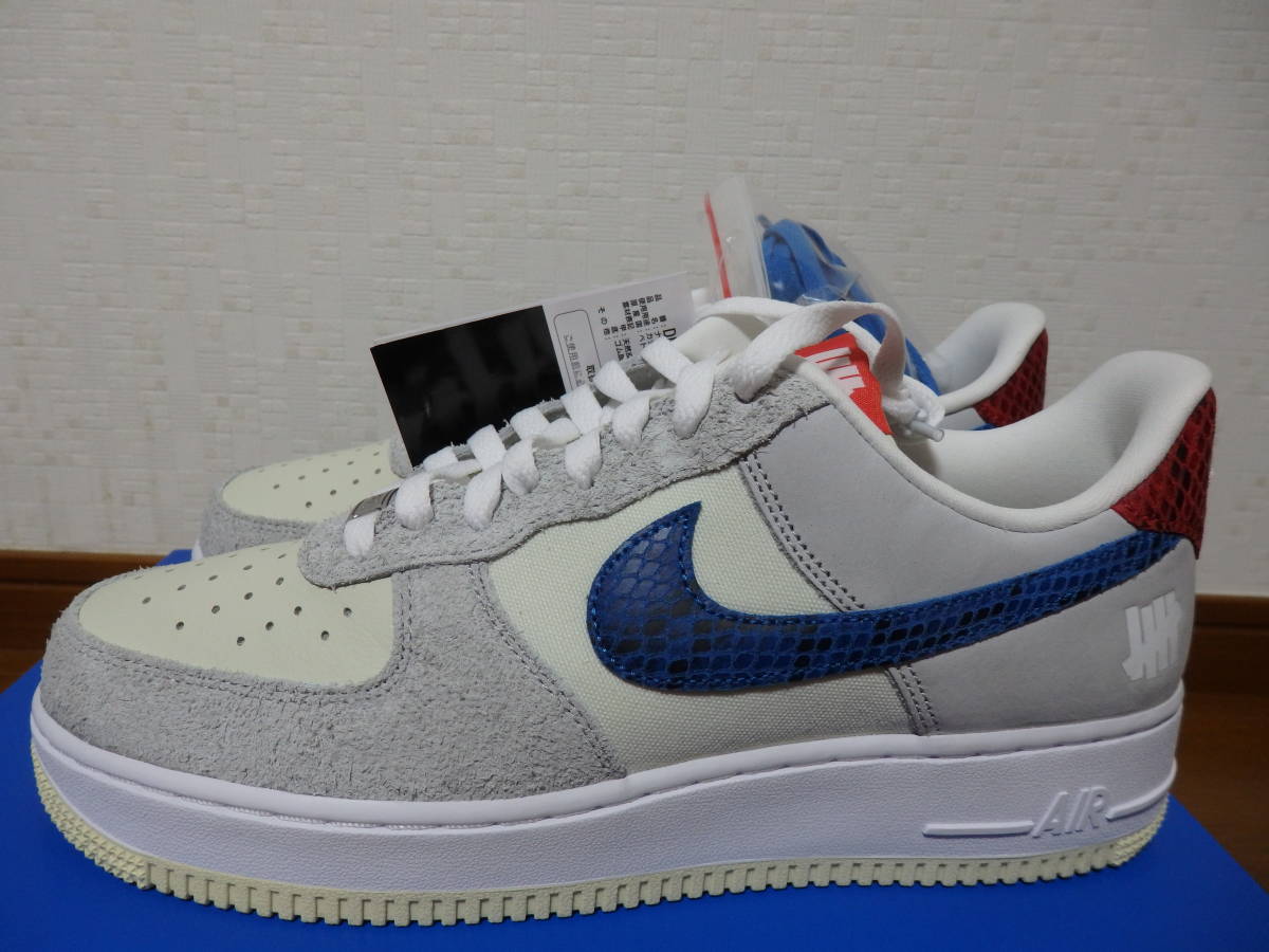 即決☆レア！限定！ 新品 NIKE ナイキスニーカー AIR FORCE 1 '07 LOW SP UNDEFEATED エアフォース１ アンディフィーテッド 26.0cm♪25周年_画像1