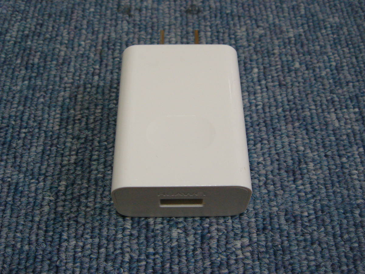 中古 ① HUAWEI 純正品 ファーウェイ 電源アダプター QUICK CHARGE HW-090200JHQ USB アダプタ 充電器 ジャンク扱い_画像1