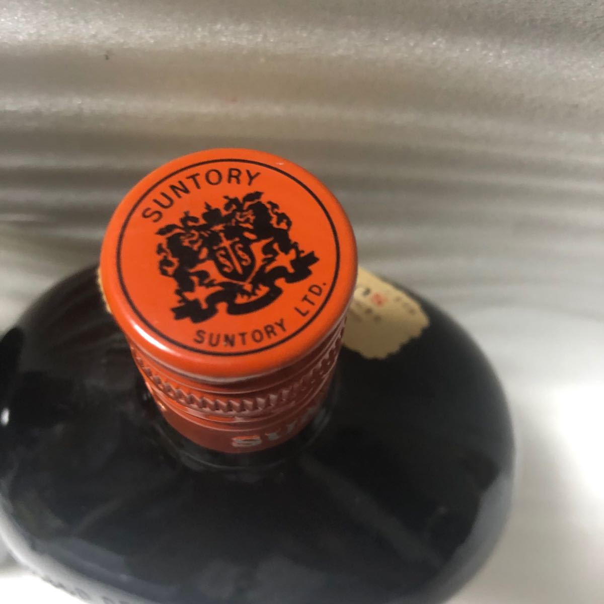 300-2 古酒 未開栓 新旧サントリーオールド 新700ml 40% 旧特級 300-2 古酒 未開栓 新旧サントリーオールド 新700ml 40% 旧特級