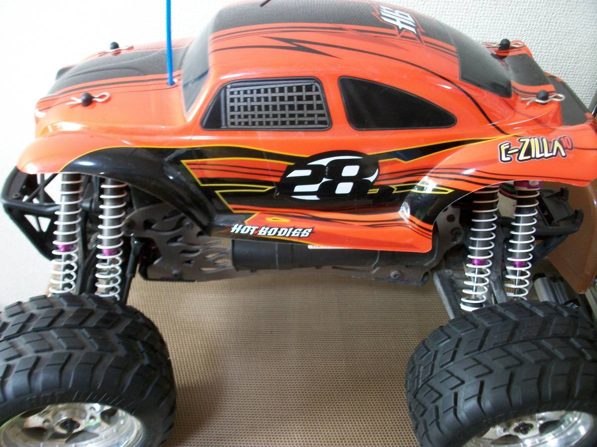 ☆【激安目玉商品】HB HPI E-ZILLA10 E-ジーラ10　プロポ/スペアータイヤ付　動作未確認　部品取　詳細不明　現状優先　ジャンク扱！_画像3