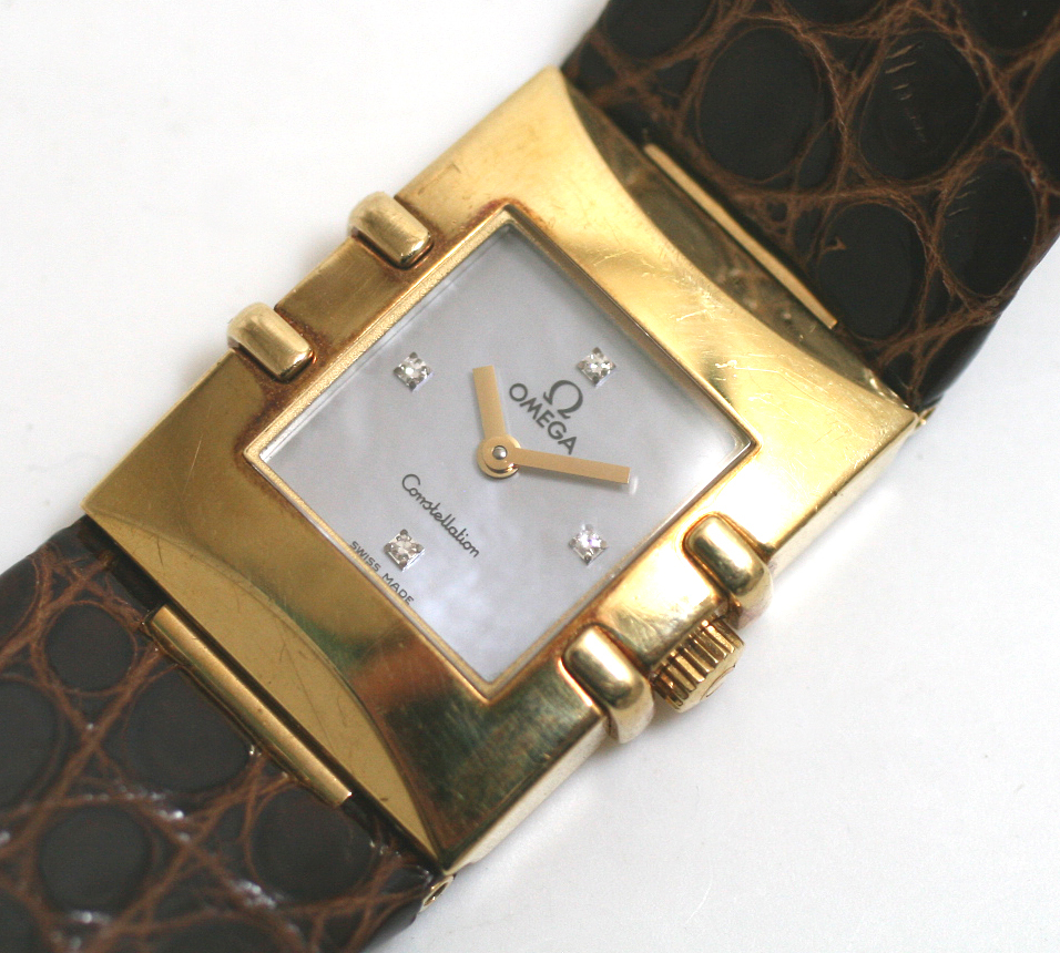 【OMEGA】オメガ　コンステレーション カレ クアドラ K18 シェル文字盤　4Pダイヤ クォーツ レディース 腕時計 腕時計、アクセサリー  メンズ腕時計