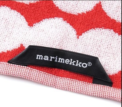 新品　マリメッコ　ドット　赤　ハンドタオル　キッチンタオル　北欧　 marimekko ミニ タオル　ハンカチ　はんかち　生活雑貨　水玉　_画像2