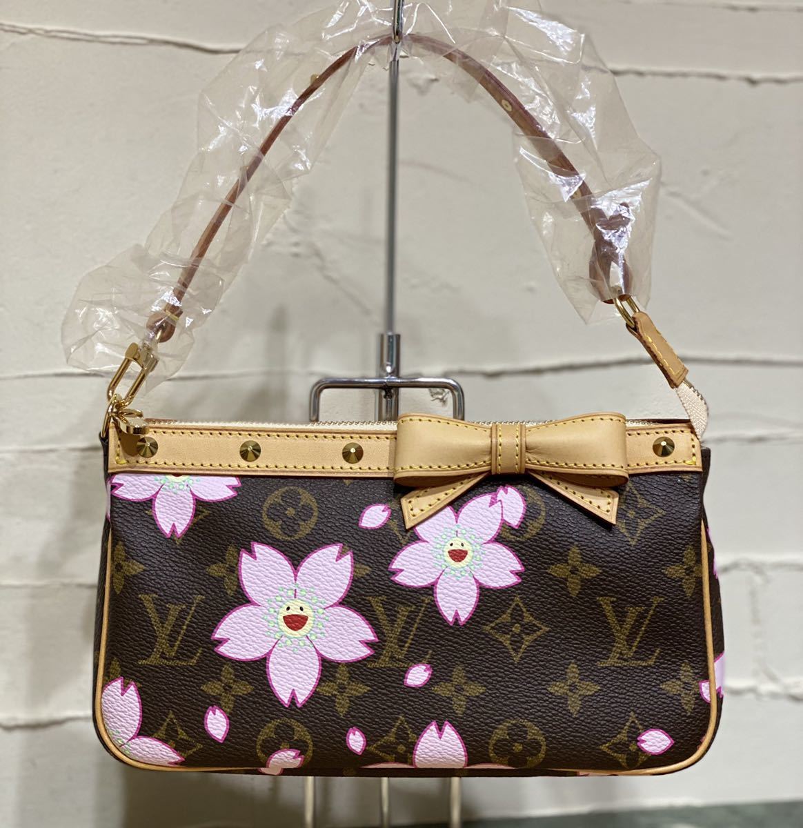 激レア 未使用 超美品 Louis Vuitton モノグラムライン チェリー