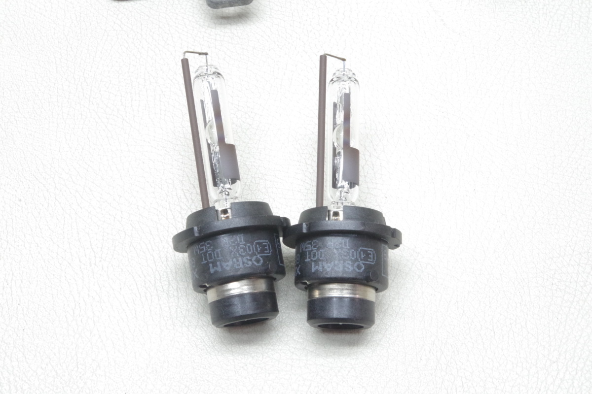 LW3W MPV 後期 H17年式 4AT 2WD L3　純正 HID バラスト W3T15671 左 右 バーナー OSRAM 35W　付きセット_画像2