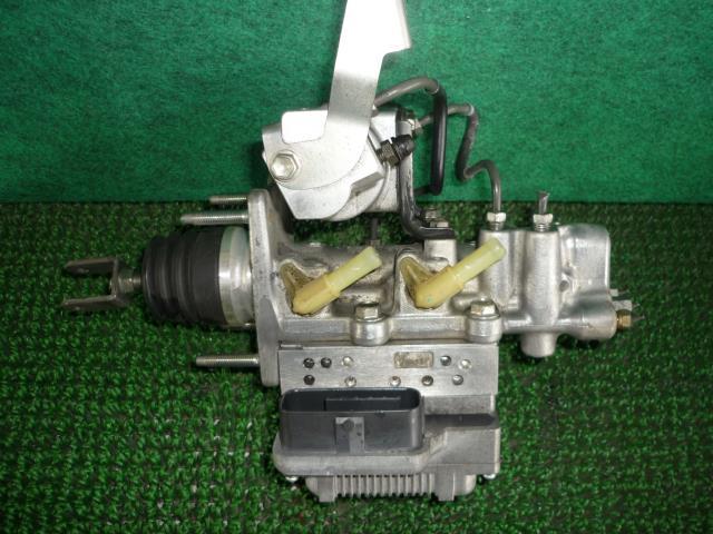TOYOTA SAI/サイ AZK10 ABSアクチュエーター/ABSユニット/ブレーキ