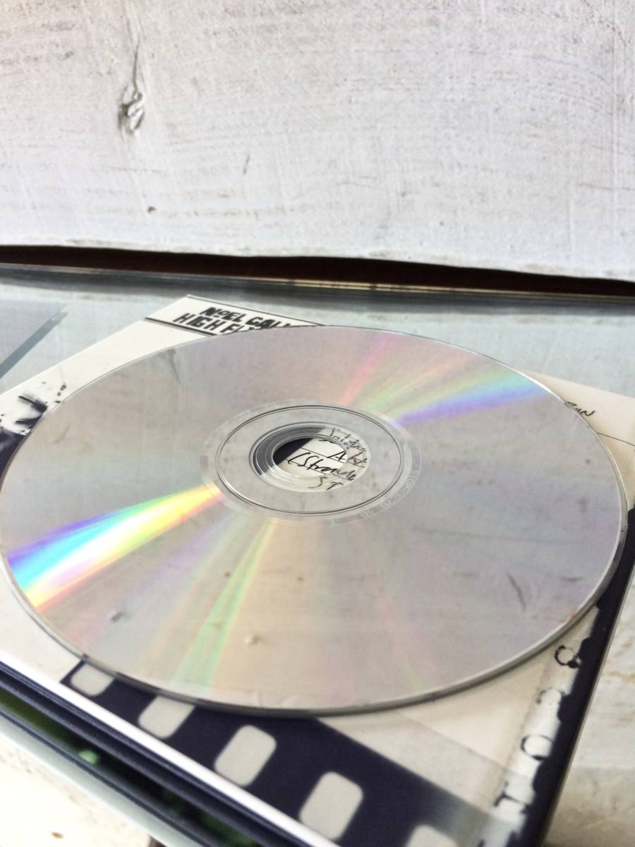 Noel Gallagher\'s High Flying Birds* б/у CD Noel Gallagher\'s High Flying Birds,Sony Records Int\'l SICP 3275/6