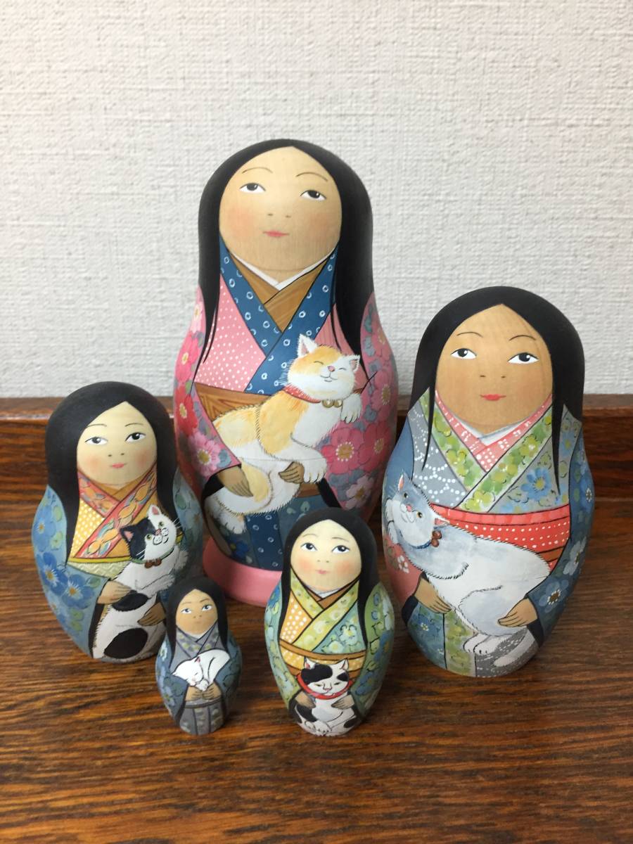 2022年最新海外 ロシア雑貨☆着物マトリョーシカ(5P)14.5cm タチアナ
