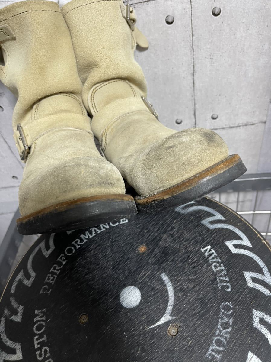 レッドウィング REDWING エンジニアブーツ 8268ベージュスエード レッドウィング REDWING エンジニアブーツ 8268ベージュスエード