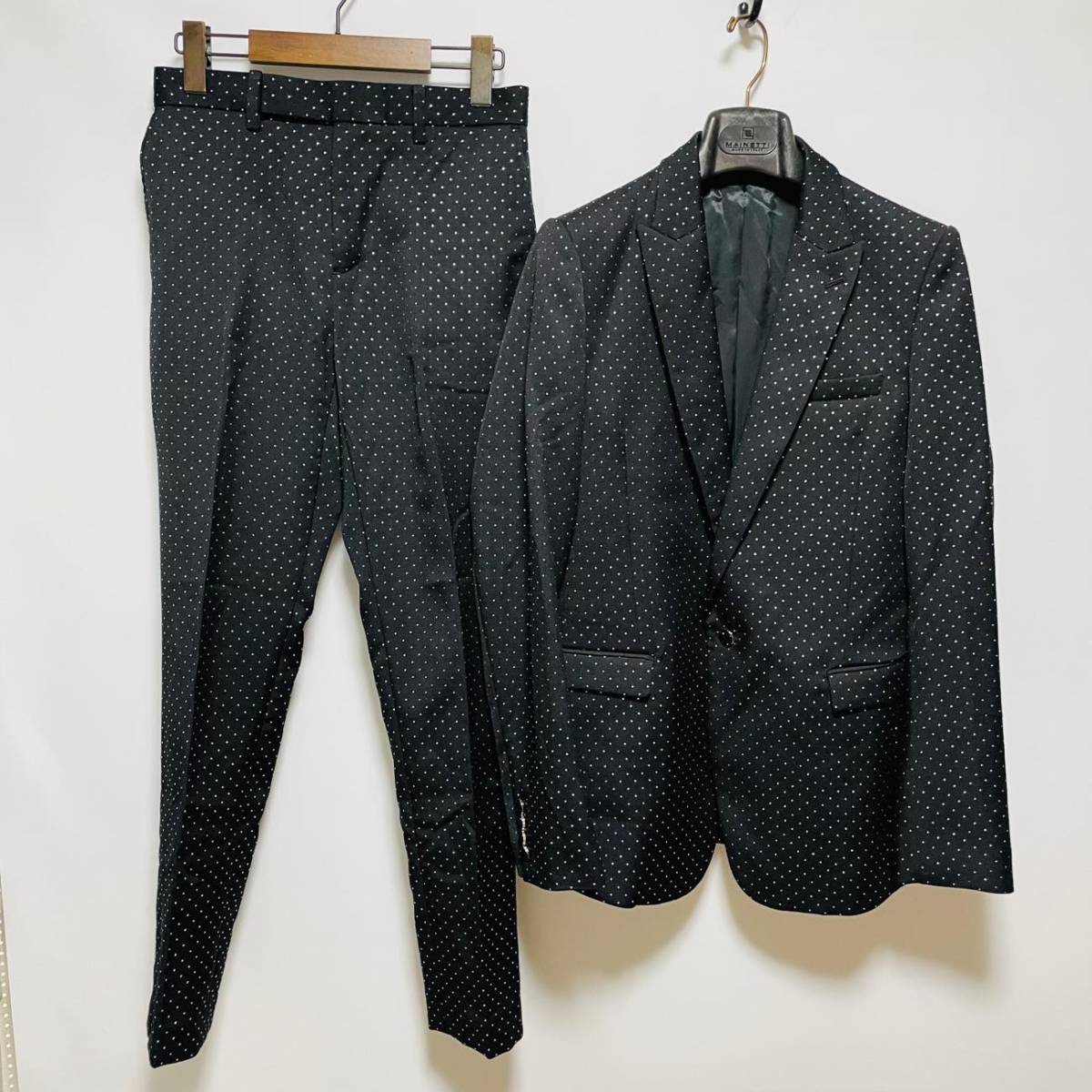 美品 ガラアーベント 20年秋冬 シルバードット セットアップスーツ 定価154 000円 GalaabenD 1Bテーラードジャケット スラックスパンツ 黒