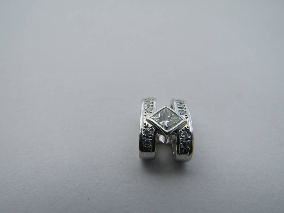 田崎真珠　Pt900　プリンセスカット ダイヤモンド　0.32ct　ペンダントトップ 　3.3g_画像2