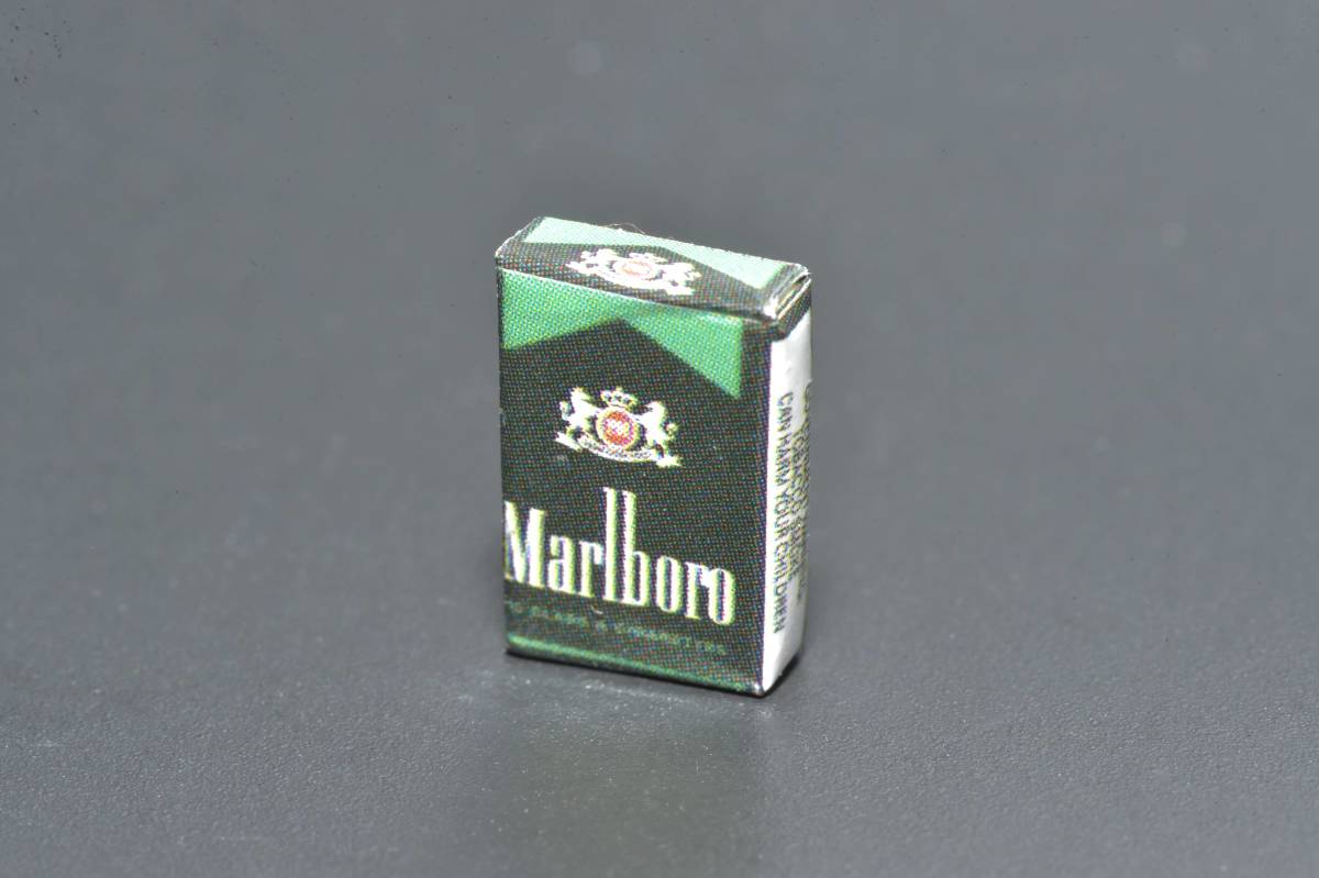 ** new goods prompt decision crawler accessory cigarettes box ( Marlboro black / green ) ** crl