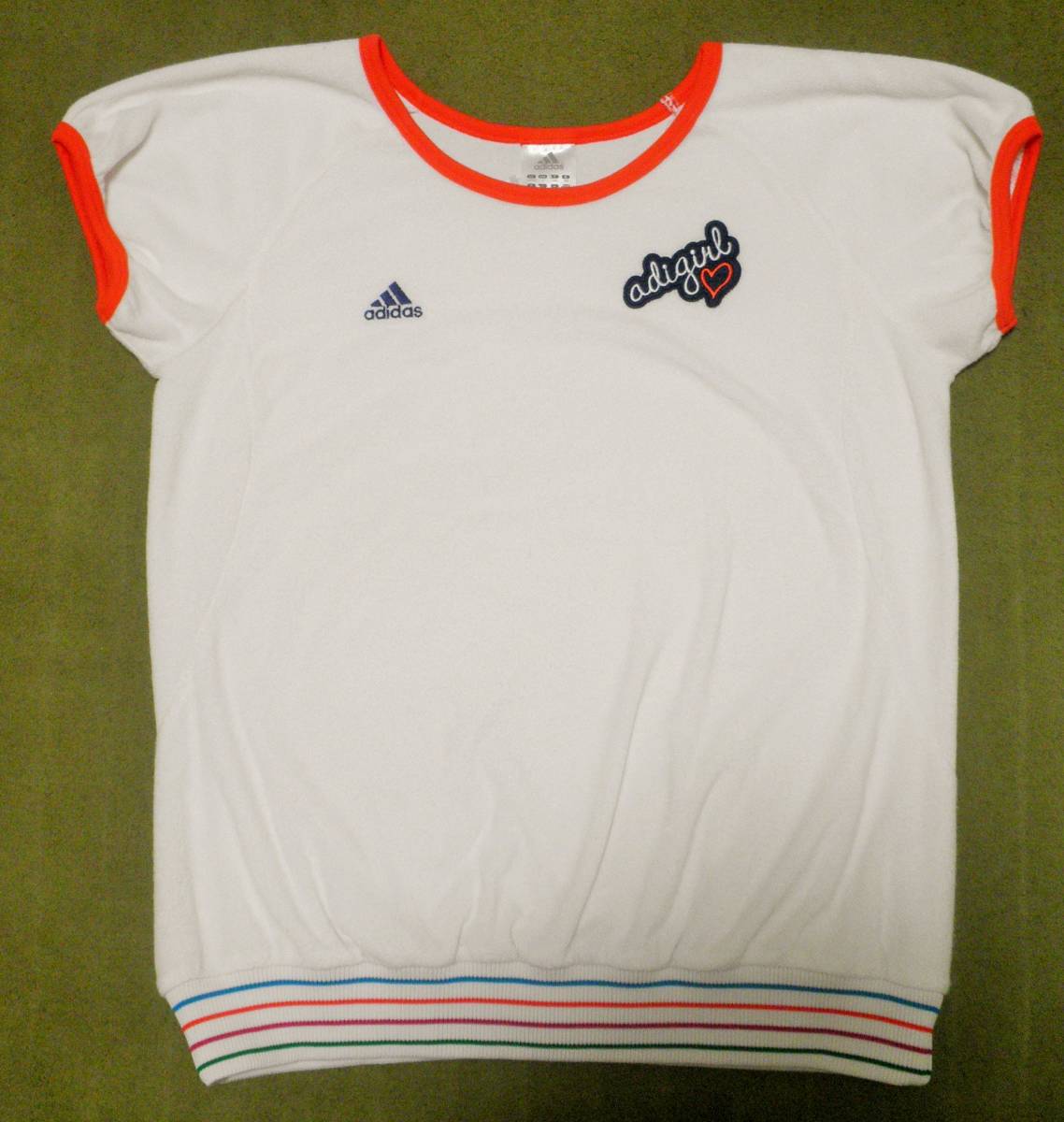 Adidas アディダス タオル地 tシャツ 160 都内で Adidas アディダス タオル地 tシャツ 160 都内で