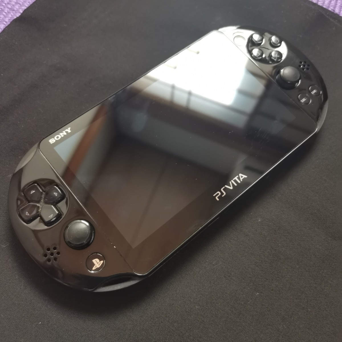 PCH-2000 PS Vita Wi-Fiモデル SONY PlayStation Vita BLACK