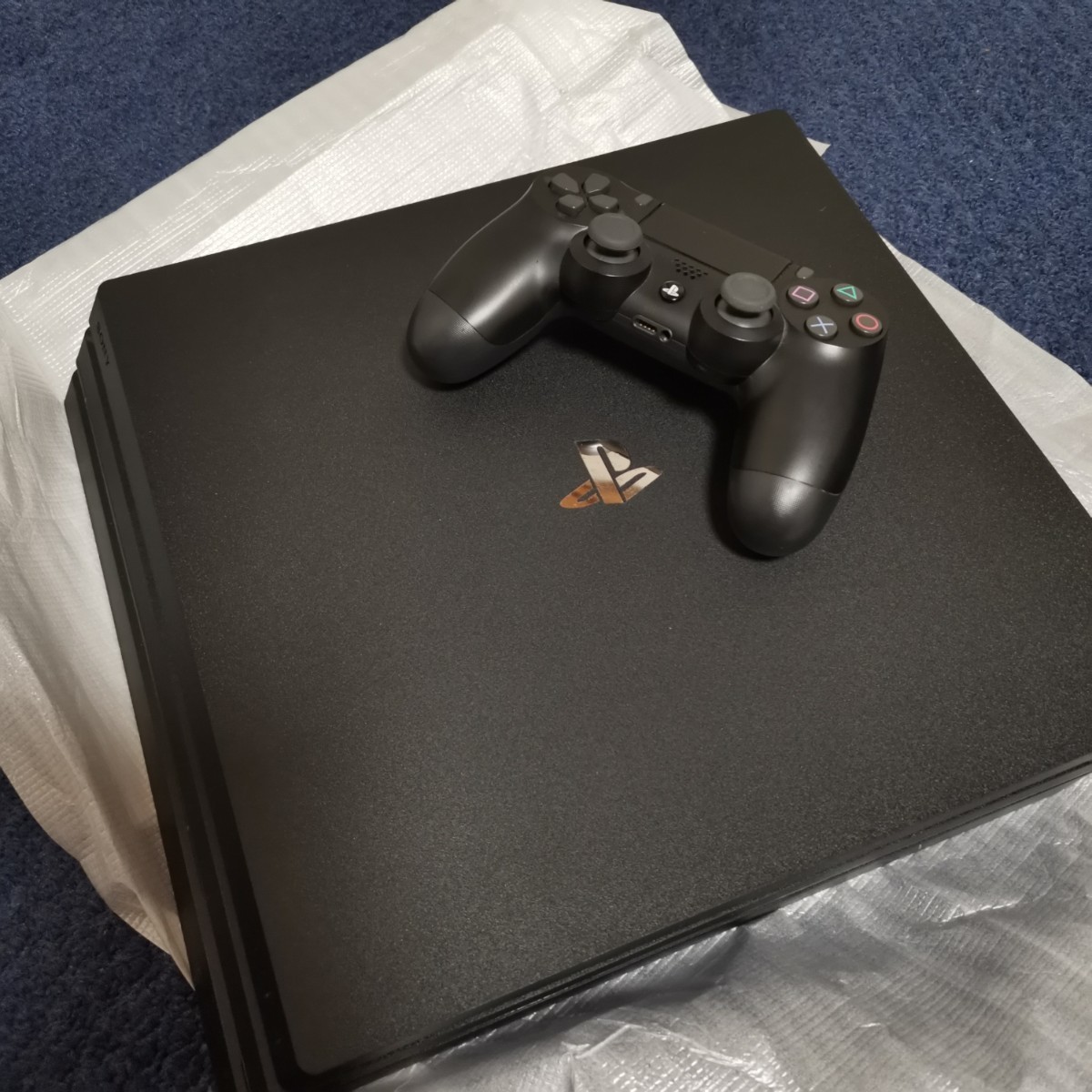 PlayStation4 PS4 Pro CUH-7100BB01   SONY ジェットブラック 1TB 美品