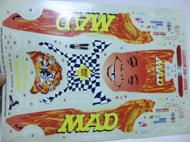 未組立 Revell ファニーカー マッド ファイヤーバード マッドレーシング レベル 1998年製造 Funny car MAD Firebird Madrecing Revlleの画像8