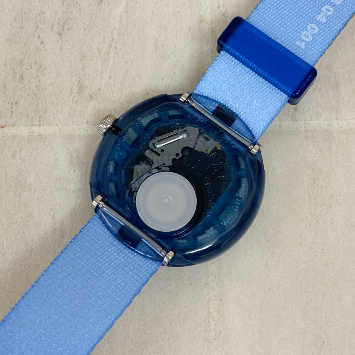 PayPayフリマ｜FLIK FLAK フリックフラック SWATCH ICY PARTY ZFBNP020C スイス製 キッズ腕時計 ブルー  クォーツ 31 85mm 未使用・長期保管品