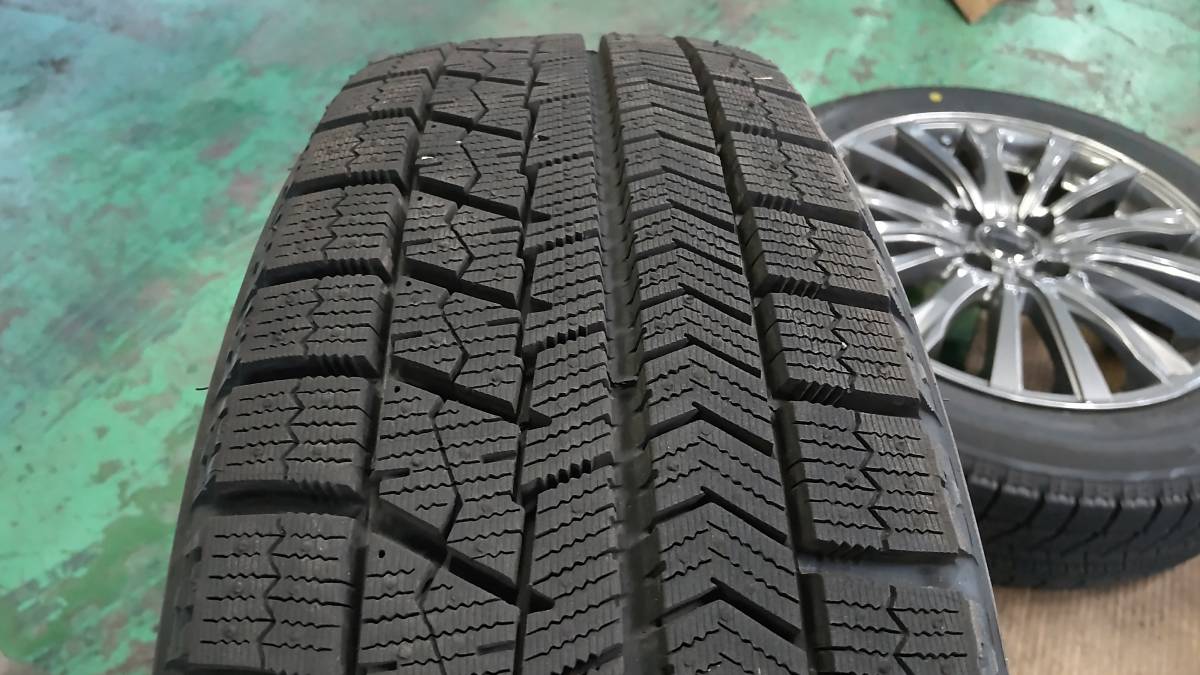 来店受け渡し歓迎♪ 【トヨタ アクア・IQ適合サイズ】 美品♪ 175/60R16 BS VRX 中古スタッドレスホイールセットの画像7