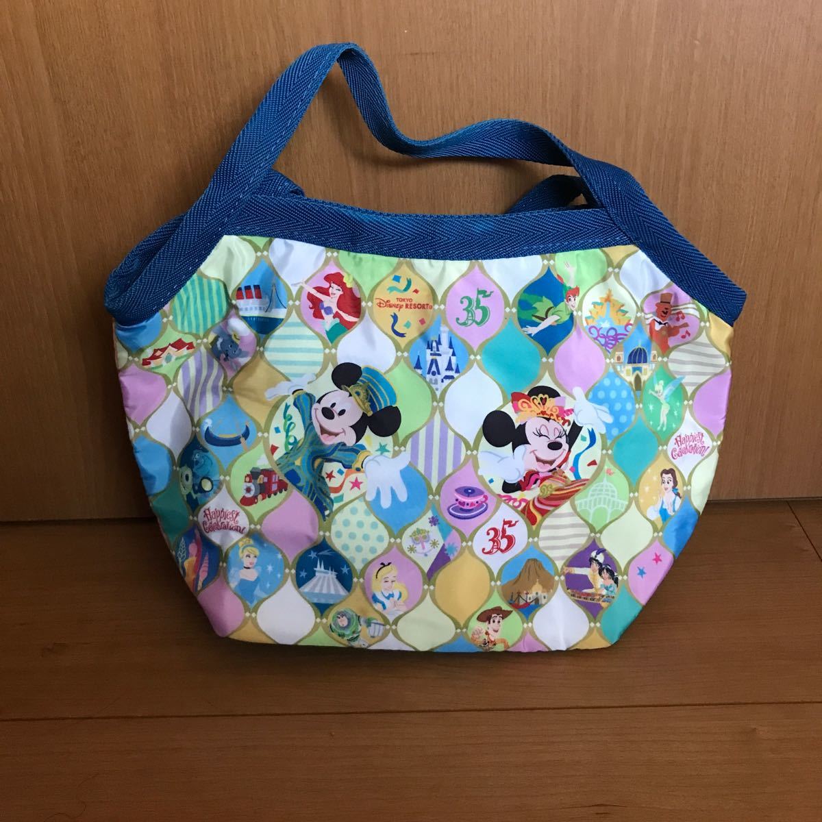 Paypayフリマ ディズニーランド スーベニアランチケース Tdl ランチバッグ Paypayフリマ ディズニーランド スーベニアランチケース Tdl ランチバッグ