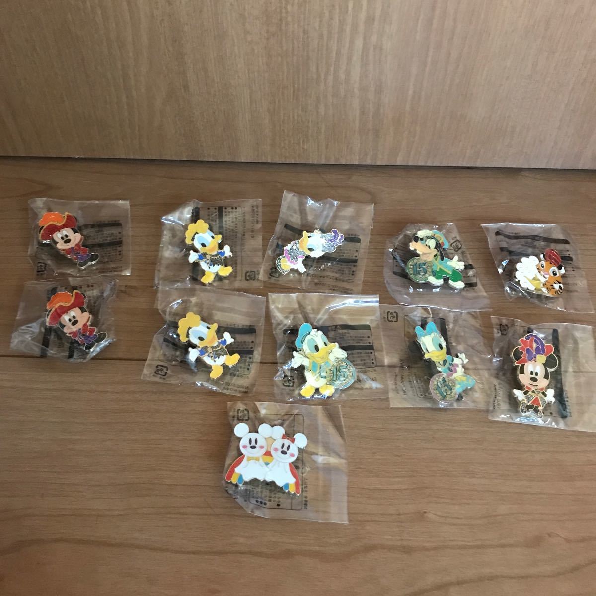 Paypayフリマ ディズニーシー アブールバザール ピンバッジ 色々 Paypayフリマ ディズニーシー アブールバザール ピンバッジ 色々
