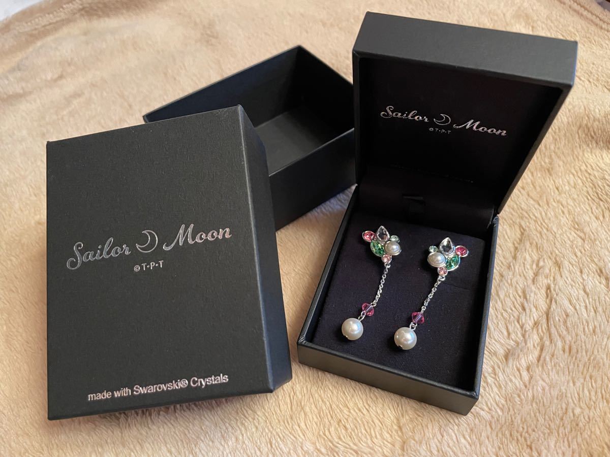 ピアス セーラームーン 伊勢丹コラボ SWAROVSKI 〔スワロフスキー