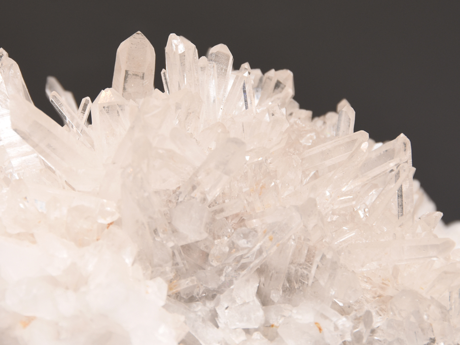 水晶 石英 クォーツ Quartz 原石 天然石 クラスター 重さ2.1kg