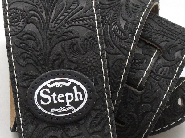 [新品] Steph）レザーストラップ BS-1029 スエード/ブラック　エンボス加工　ギターストラップ _画像2
