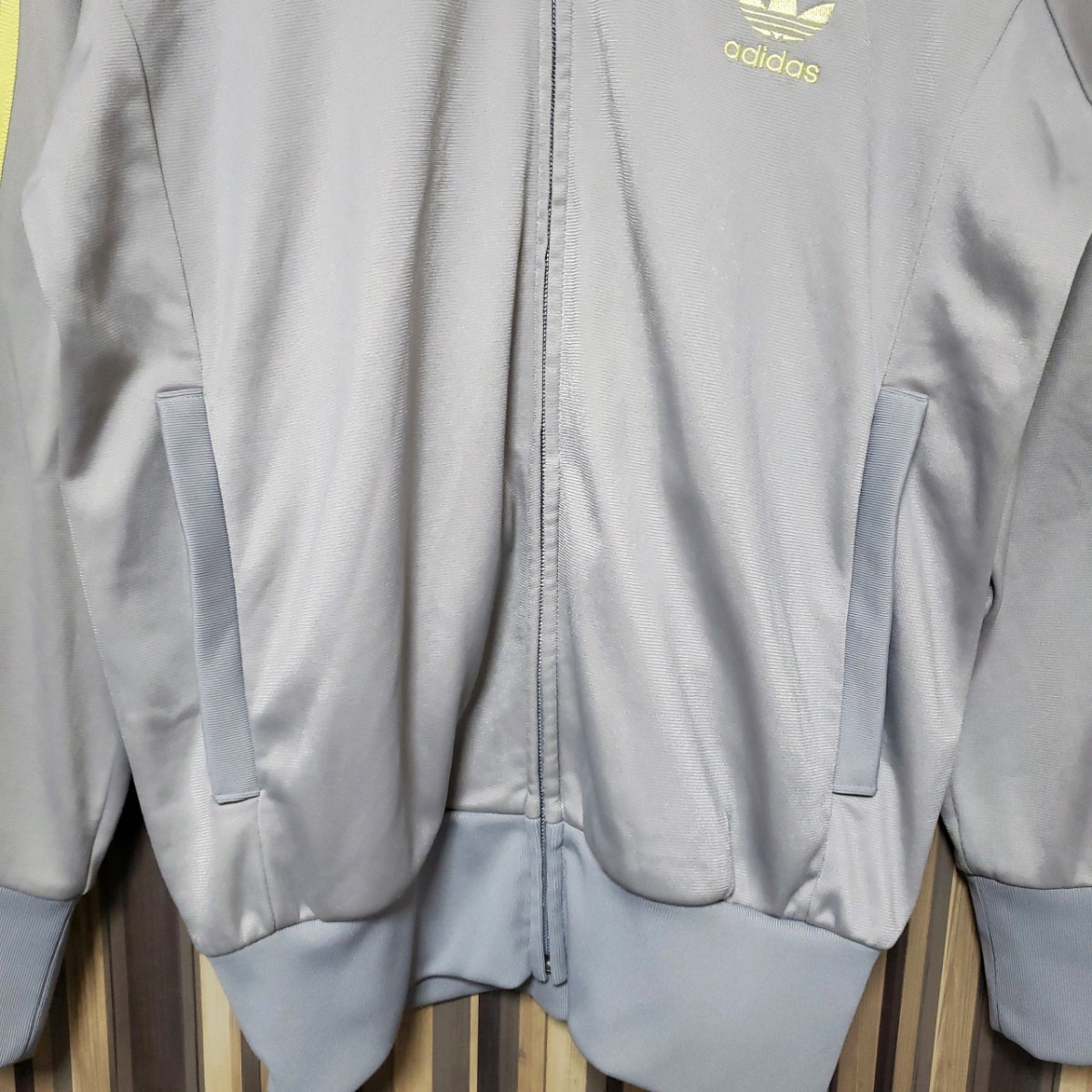 80s 復刻【adidas】アディダス 万国旗タグ トラックジャケット 80s 復刻【adidas】アディダス 万国旗タグ トラックジャケット