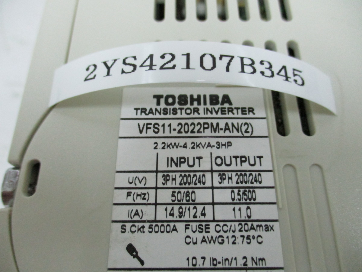 TOSHIBA VFS11-2022PM-AN(2) 多機能・小形インバータTOSVERT ２．２ｋＷ 通電未確認品 付属品なし