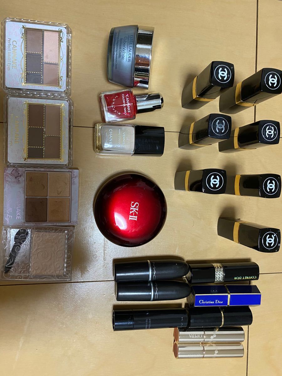 ー品販売 口紅 その他高級ブランド化粧品 Dior シャネル リップ 23点 まとめ売り リップケア リップクリーム ー品販売 口紅 その他高級ブランド化粧品 Dior シャネル リップ 23点 まとめ売り リップケア リップクリーム