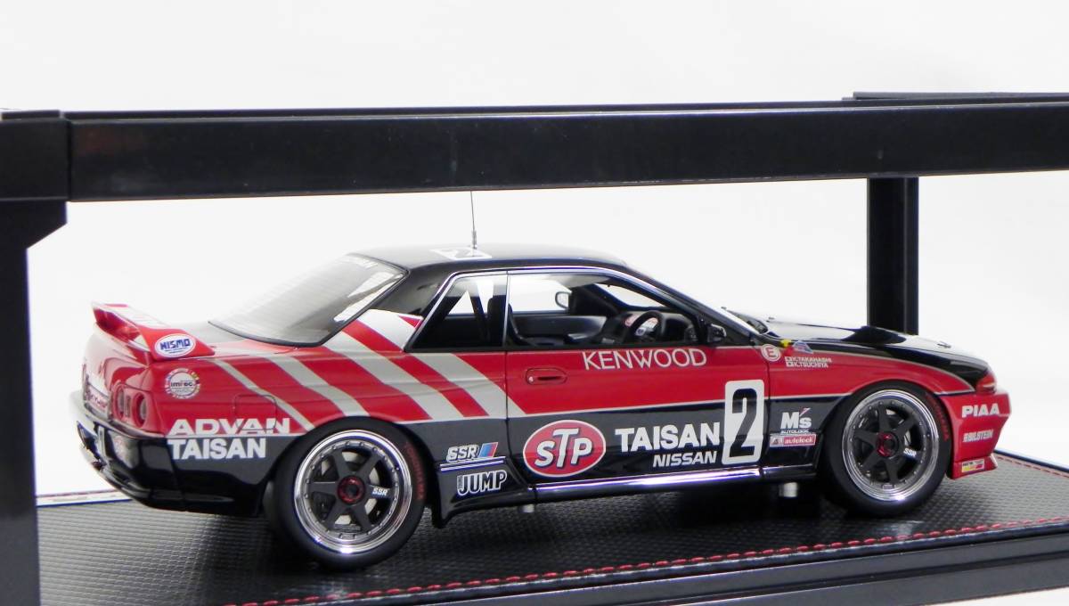 IG 2423 1/18 STP TAISAN GT-R (#2) 1992 JTC With Engine WEB限定 スカイライン RB26DETTレーシングエンジン付属 高橋国光 / 土屋圭一 の画像3