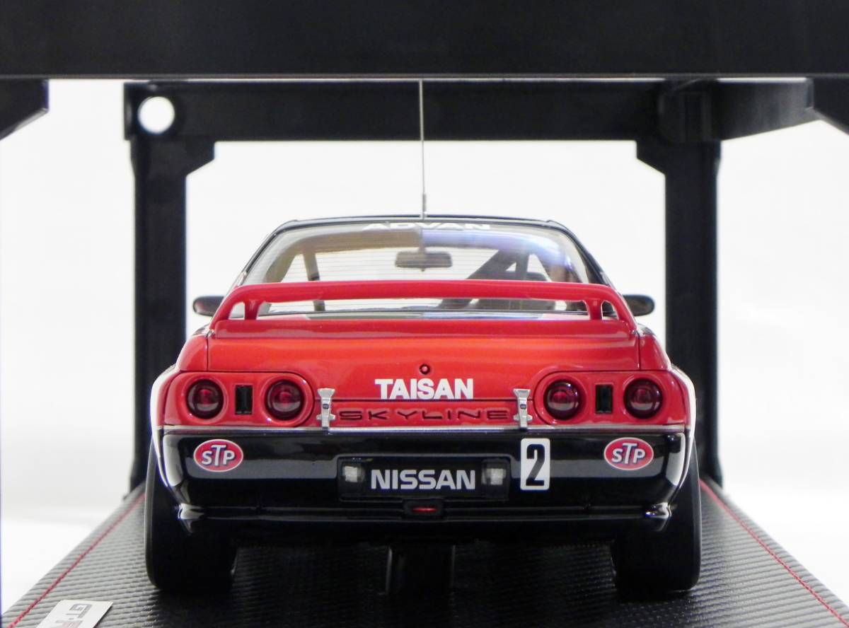 IG 2423 1/18 STP TAISAN GT-R (#2) 1992 JTC With Engine WEB限定 スカイライン RB26DETTレーシングエンジン付属 高橋国光 / 土屋圭一 の画像5