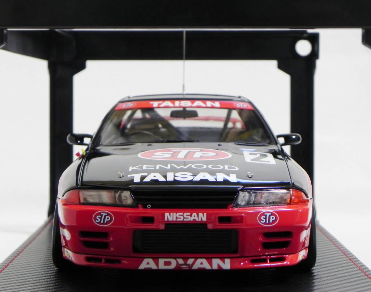 IG 2423 1/18 STP TAISAN GT-R (#2) 1992 JTC With Engine WEB限定 スカイライン RB26DETTレーシングエンジン付属 高橋国光 / 土屋圭一 の画像4