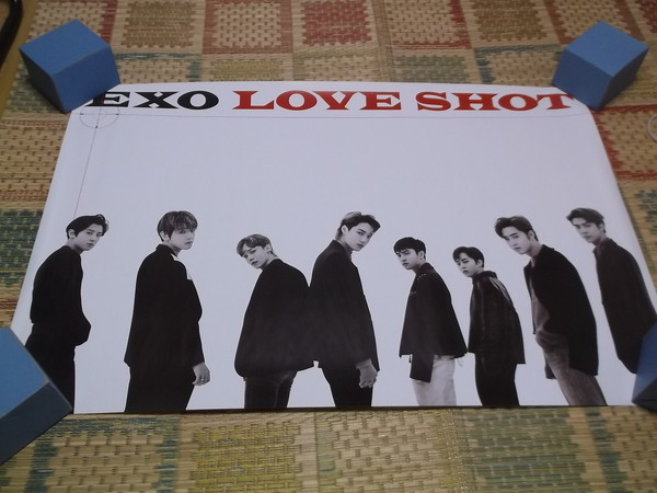 )　EXO　エクソ　【　LOVE SHOT　ポスター　】　※管理番号472_画像1