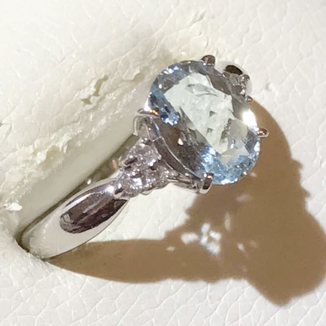 * jewelry makiPt850 aquamarine & diamond ring 1.62ct*