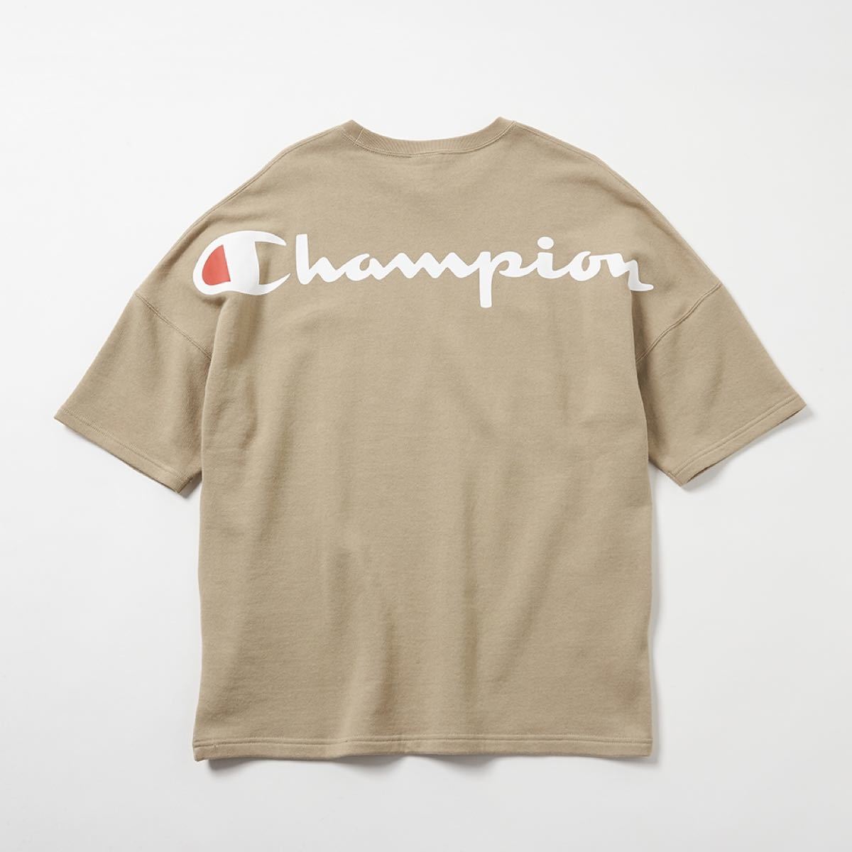 お買い得　直営限定　チャンピオン Tシャツ　champion C8-M003 即完売品　売り切れ商品　限定