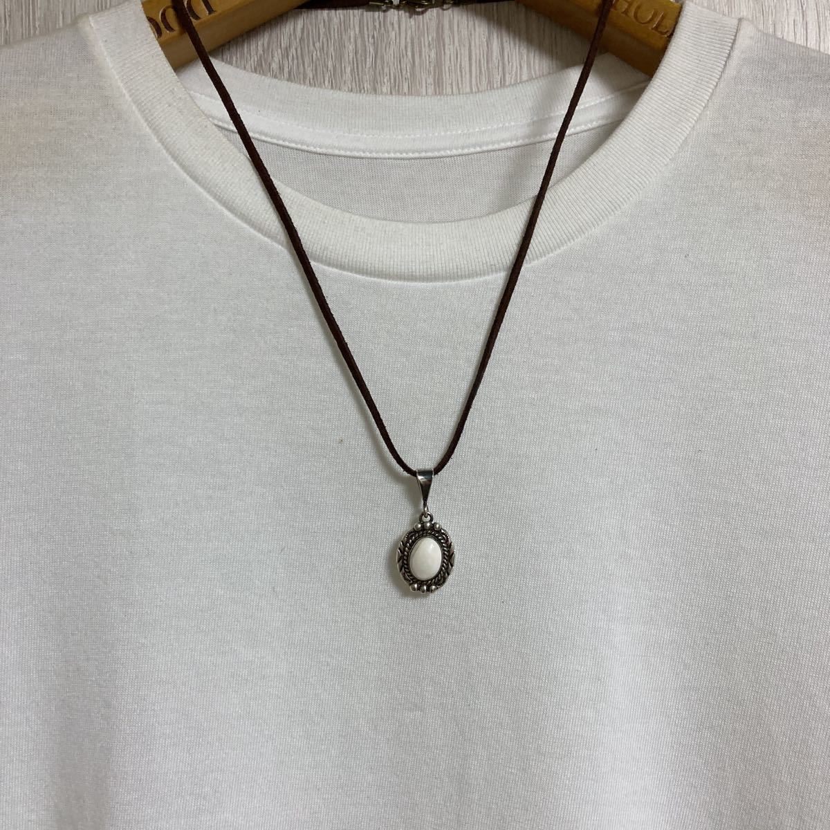 インディアンジュエリー ナバホ族 NE Sterling ホワイト インディアンジュエリー ナバホ族 NE Sterling ホワイト