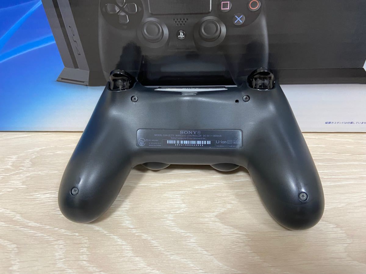 PlayStation4 CUH-1200A ジェットブラック 箱・取扱説明書等 PlayStation4 CUH-1200A ジェットブラック 箱・取扱説明書等